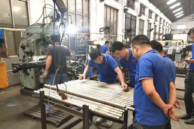 乐竟·官方端网站入口-乐竟(中国)每周对各个工序进行质量监督检验的现场。