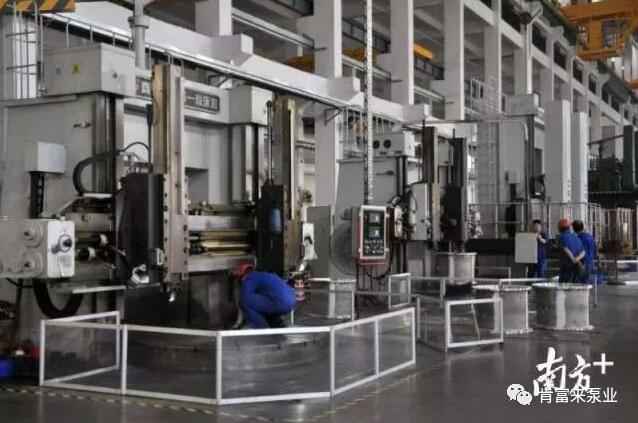 65年来,开云官方版网站登录入口-开云(中国)一直专注于泵领域的研究和应用,图为开云官方版网站登录入口-开云(中国)车间